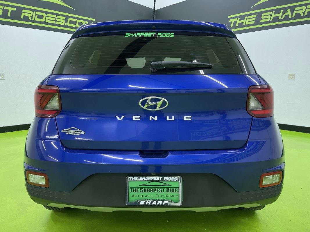 Used 2024 Hyundai Venue SE image 5