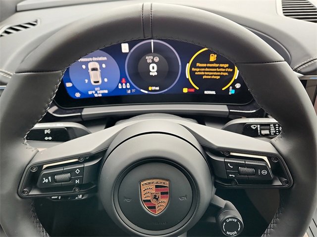 New 2025 Porsche Macan 4 Electric image 21