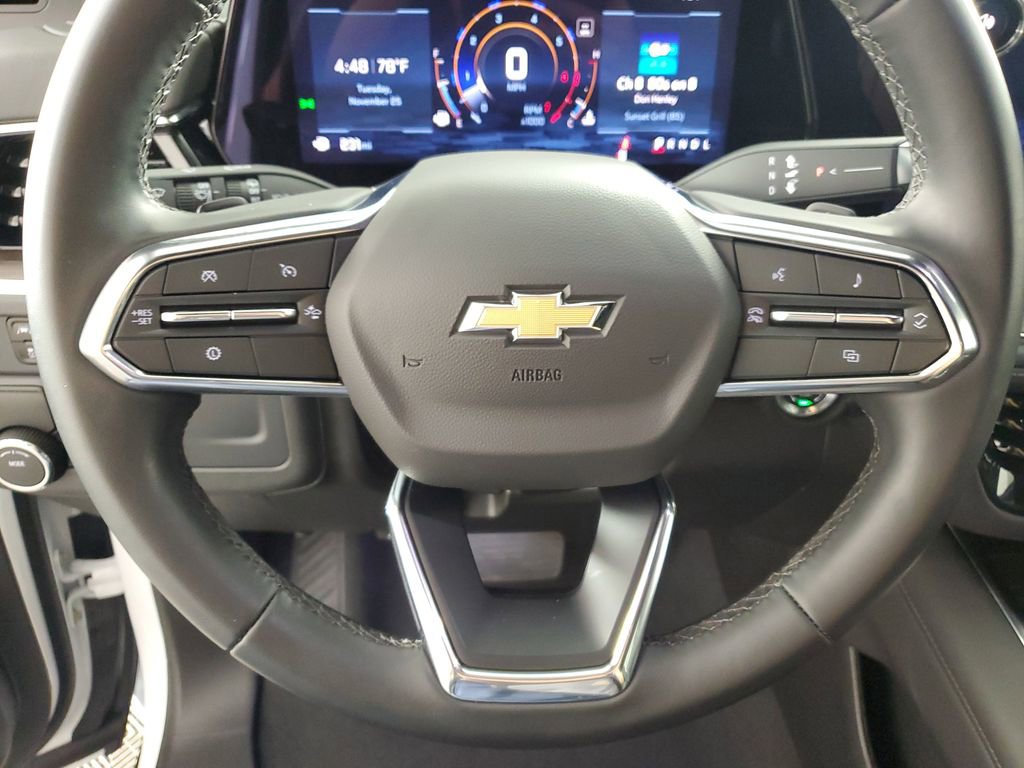 Used 2025 Chevrolet Suburban LS image 21