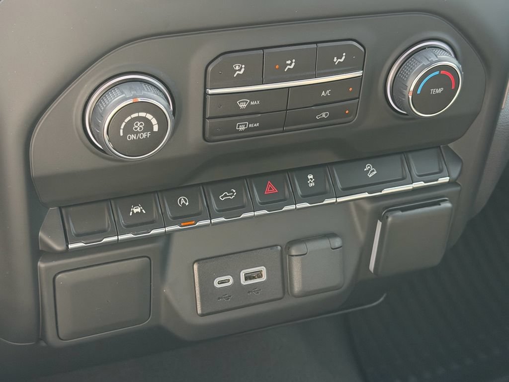 Certified 2024 Chevrolet Silverado 1500 Custom Trail Boss w/ Turbomax Blackout Package AWD/4WD image 25