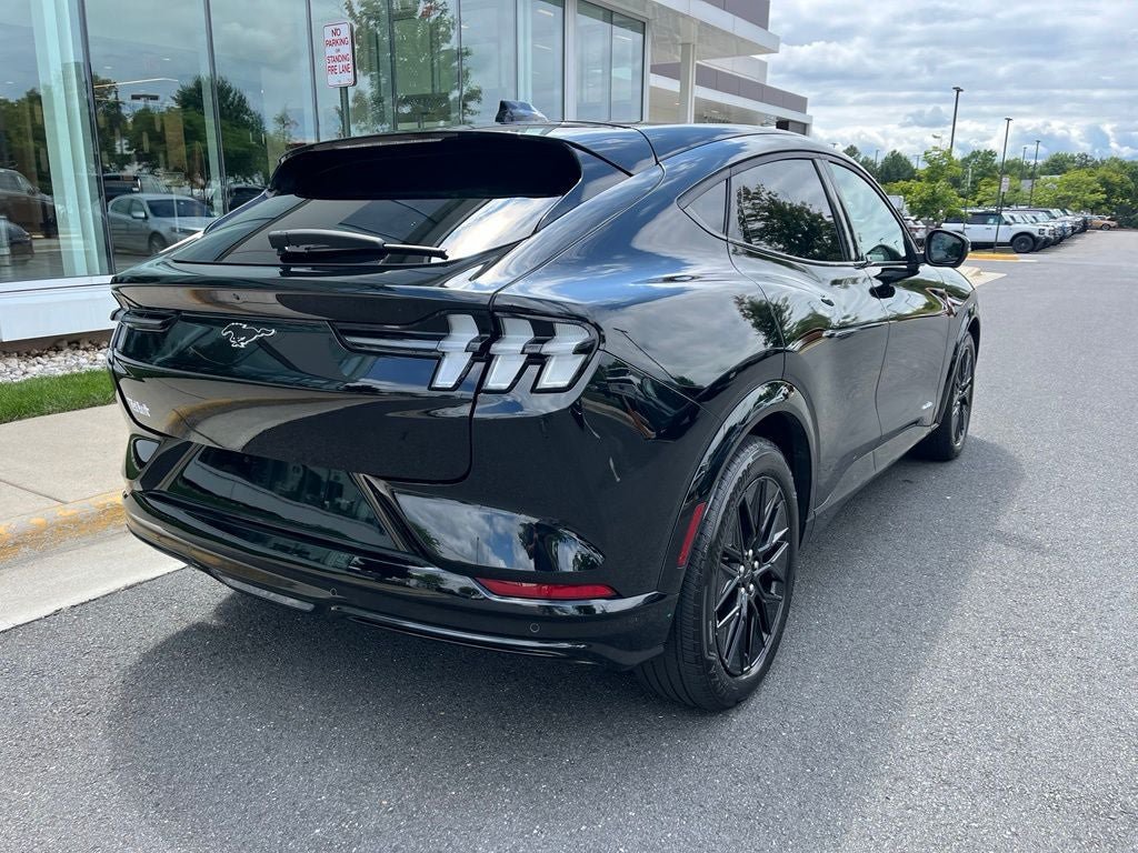 Used 2025 Ford Mustang Mach-E Premium w/ Sport Appearance Package AWD/4WD image 9