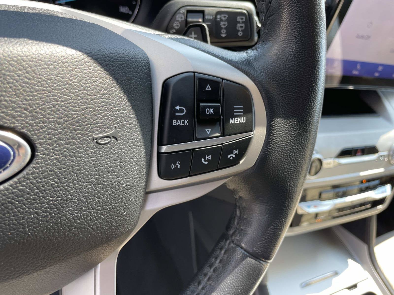 Used 2020 Ford Explorer XLT RWD image 18