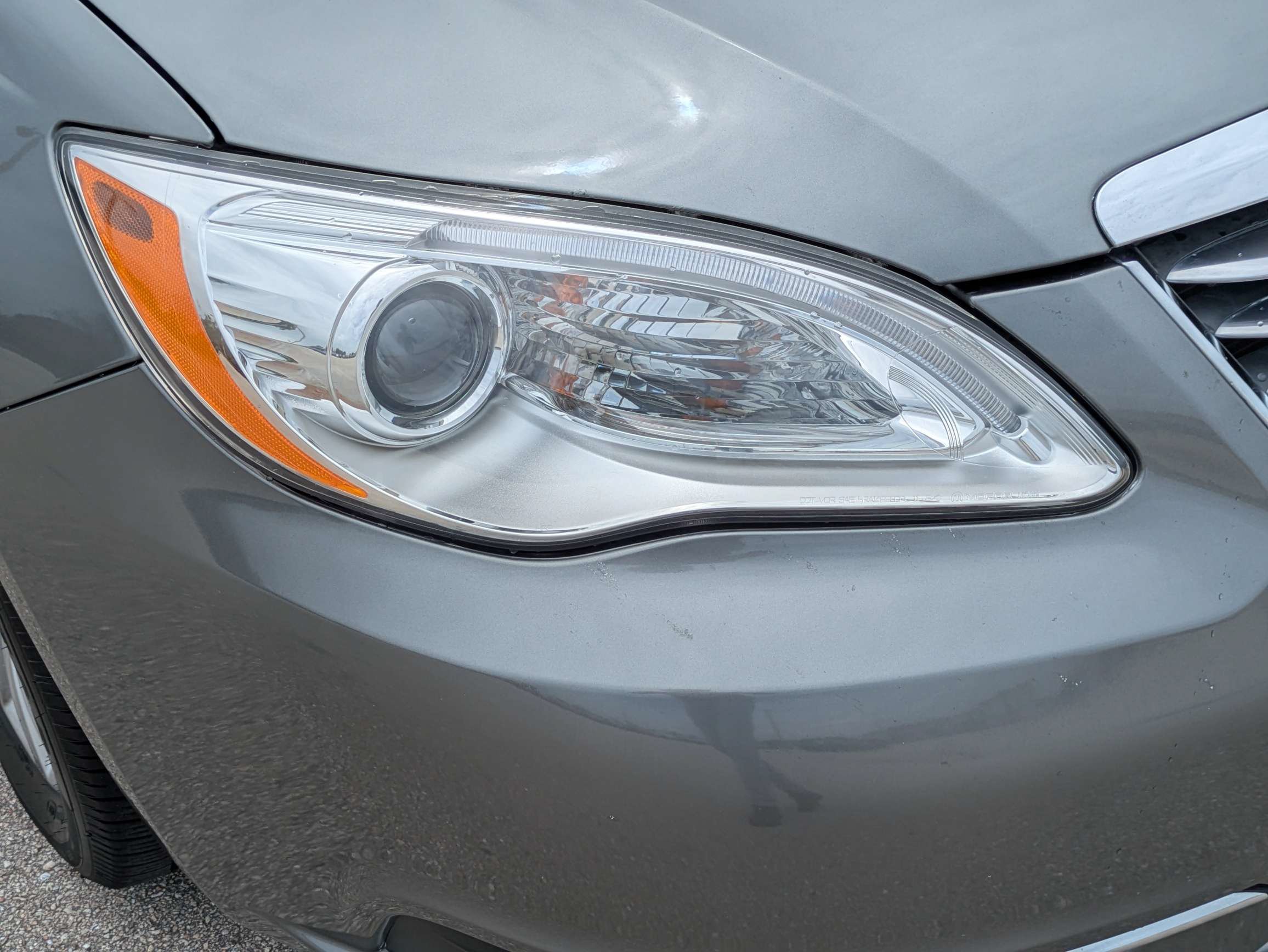 Used 2012 Chrysler 200 Touring FWD image 10
