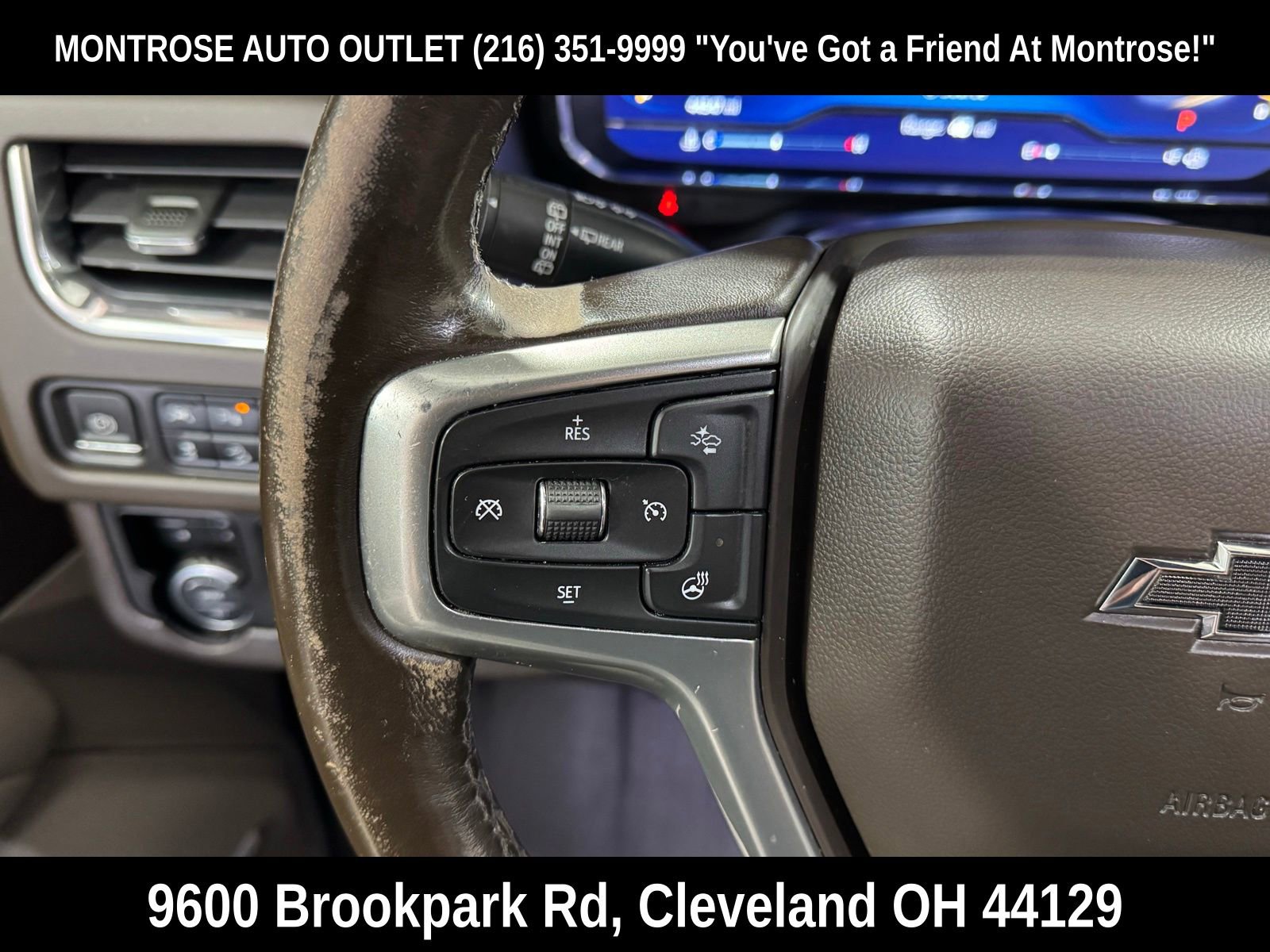 Used 2022 Chevrolet Tahoe Z71 w/ Z71 Off-Road Package AWD/4WD image 17