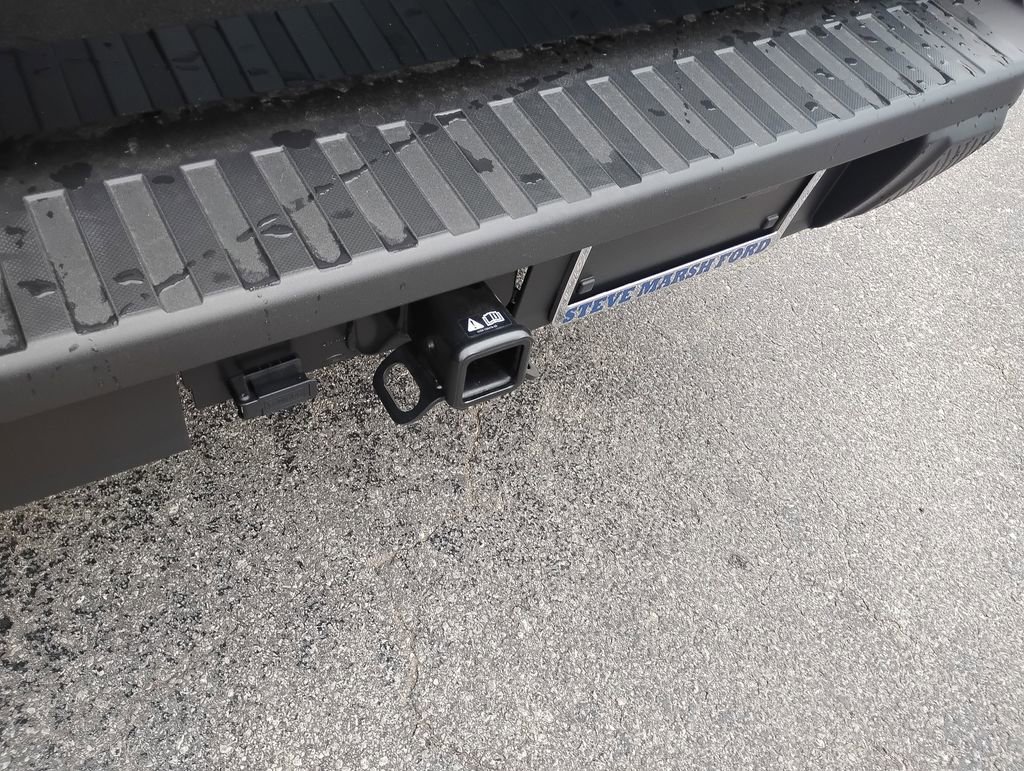 New 2025 Ford Maverick XL image 11