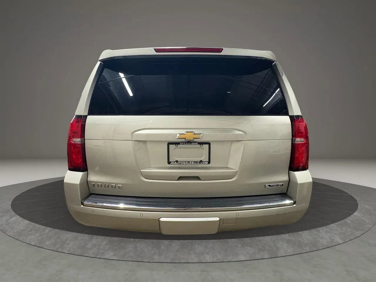 Used 2017 Chevrolet Tahoe Premier image 4