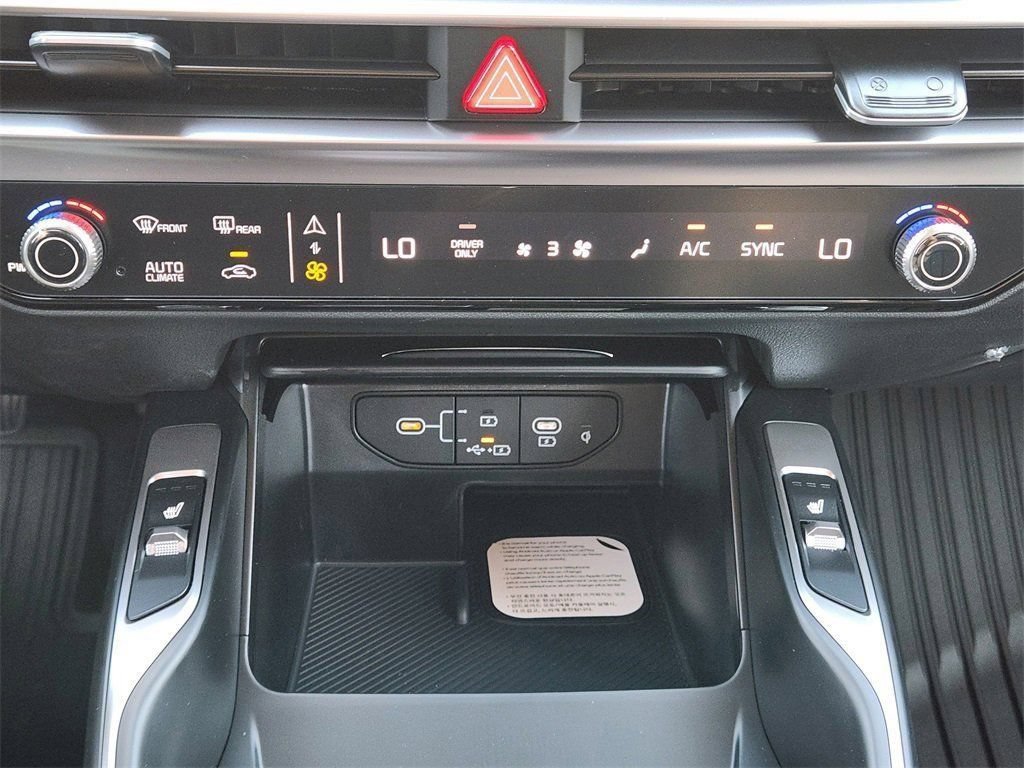 New 2026 Kia Sorento EX AWD/4WD image 16
