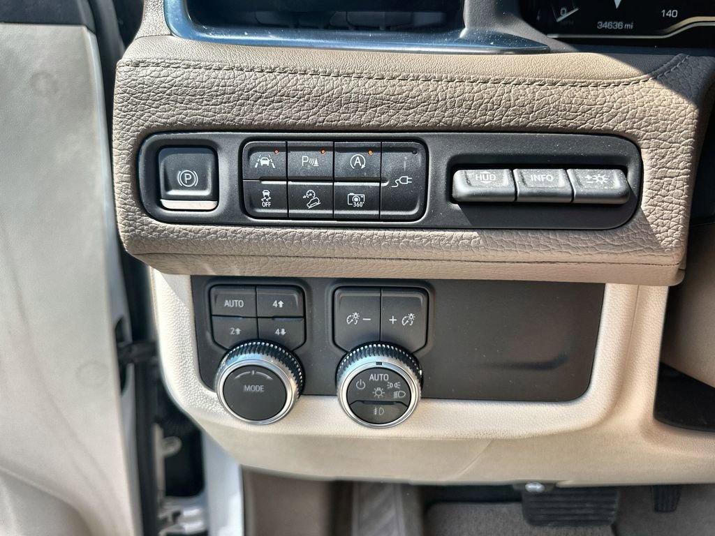 Certified 2022 GMC Yukon XL Denali image 18