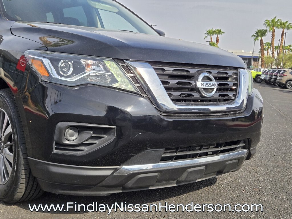 Used 2018 Nissan Pathfinder S FWD image 8