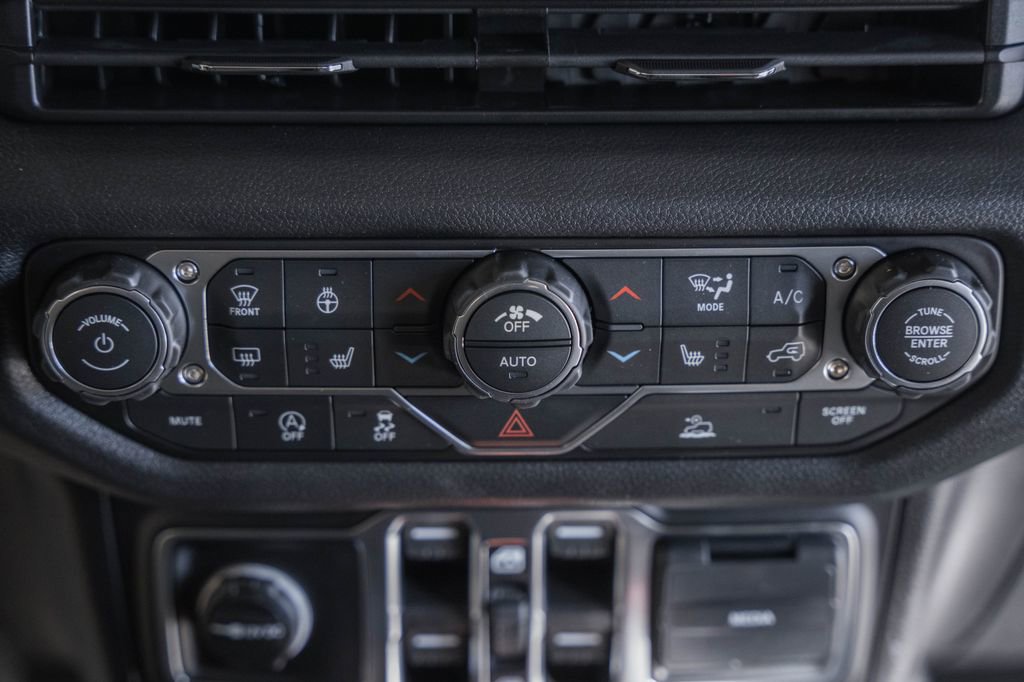 New 2026 Jeep Gladiator Sport image 25