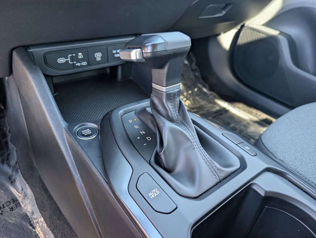 Certified 2025 Kia K4 LXS image 29