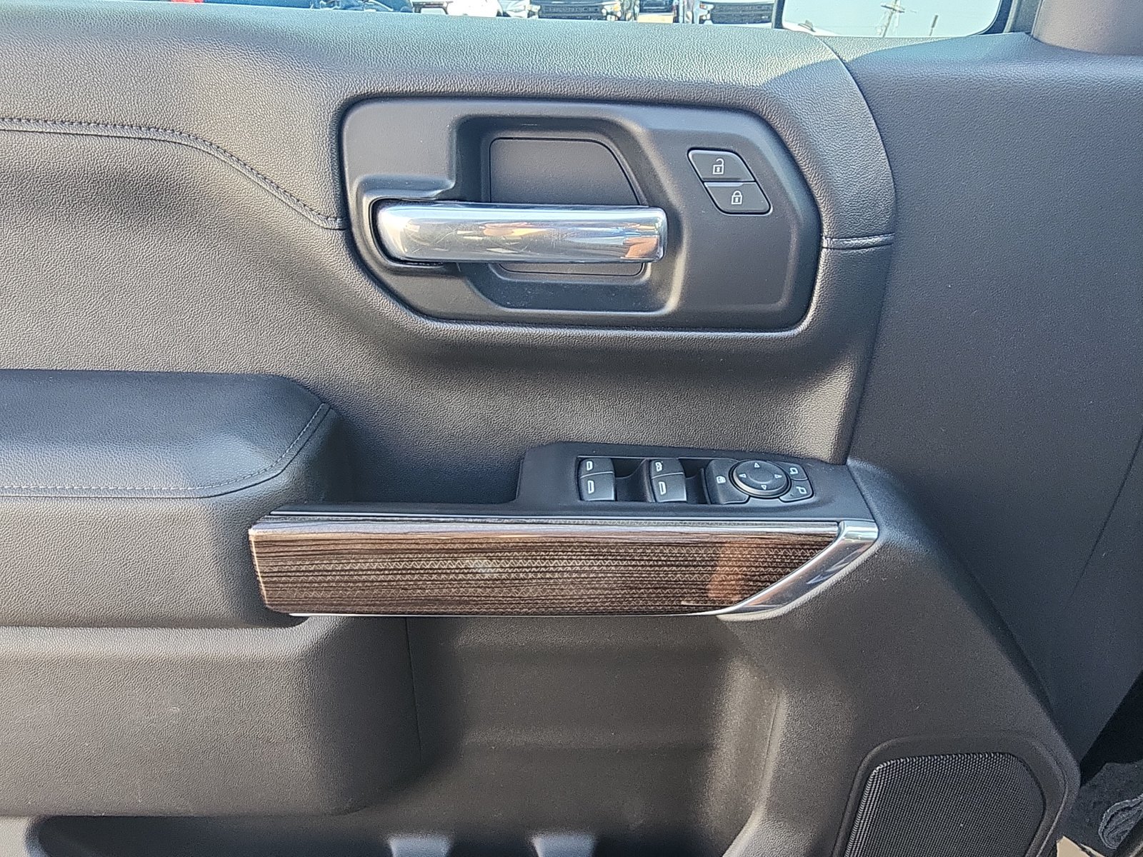 Used 2019 Chevrolet Silverado 1500 RST w/ All-Star Edition AWD/4WD image 18