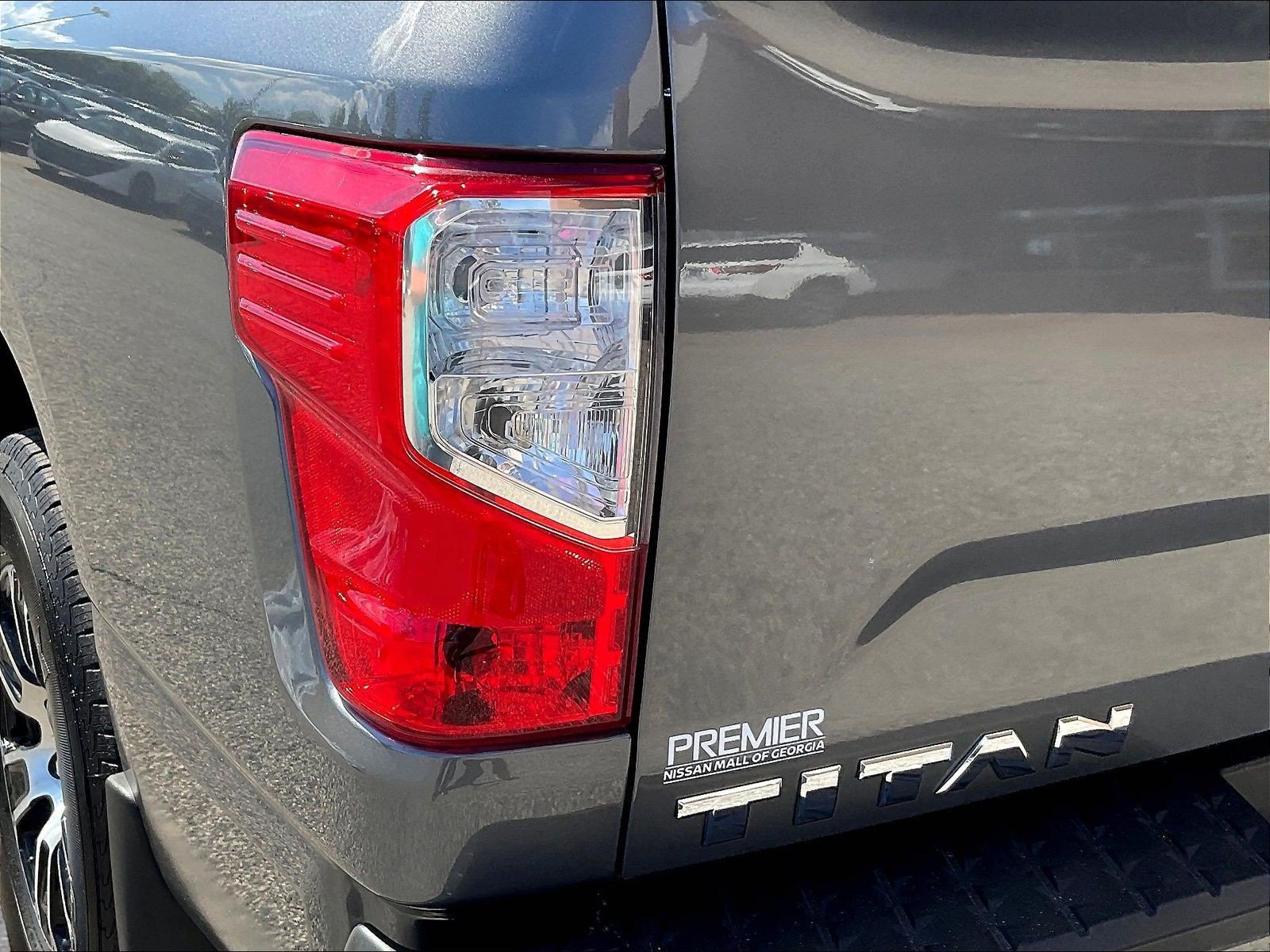 Used 2024 Nissan Titan SV w/ SV Convenience Package AWD/4WD image 26