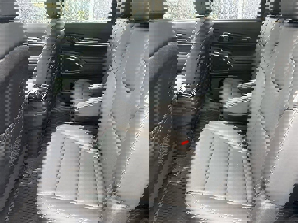 New 2025 Kia Telluride S image 30