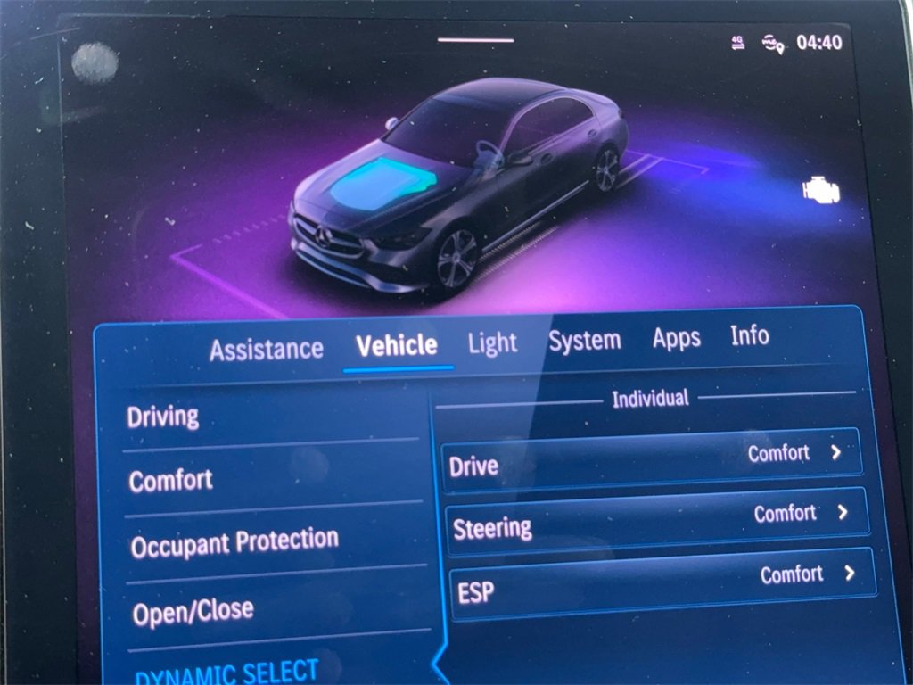 Used 2025 Mercedes-Benz C 300 Sedan image 25