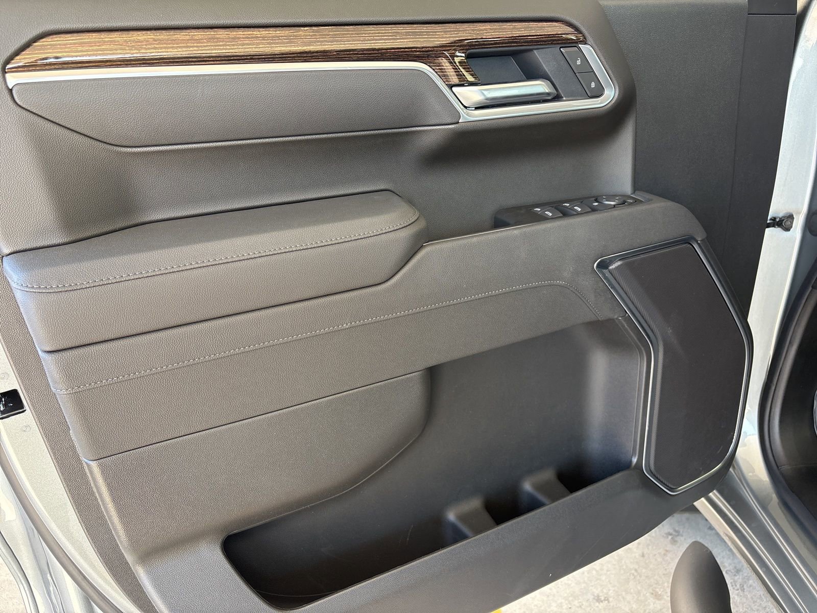 New 2026 GMC Sierra 1500 Elevation w/ Elevation Select Package image 9