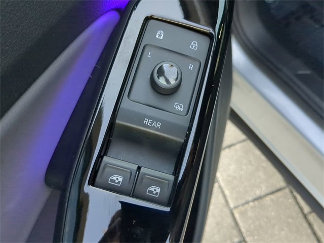 Certified 2021 Volkswagen ID.4 Pro w/ ID.4 Protection Package image 17