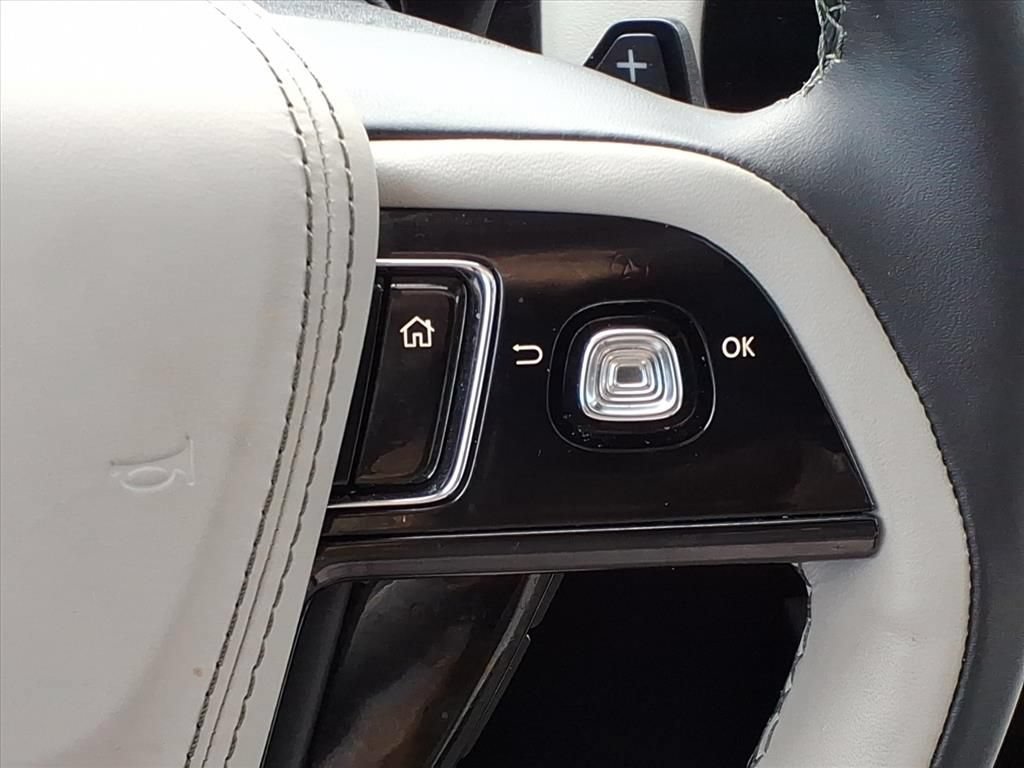 Used 2025 Lincoln Aviator Reserve w/ Illumination Package RWD image 23