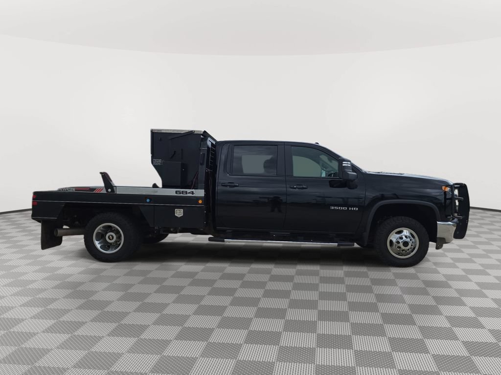 Used 2022 Chevrolet Silverado 3500 LT w/ Convenience Package AWD/4WD image 8