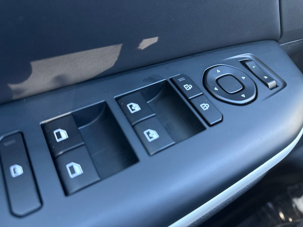 Used 2025 Kia K4 GT-Line image 28