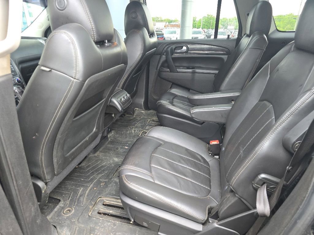 Used 2017 Buick Enclave Leather w/ Trailering Package FWD image 11