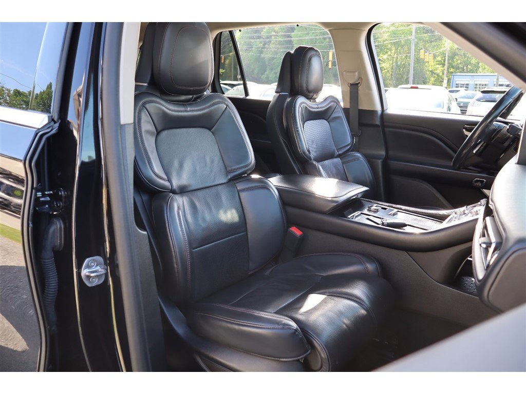 Used 2020 Lincoln Aviator Reserve w/ Equipment Group 202A AWD/4WD image 13