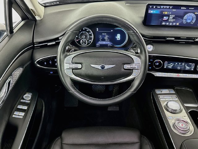 Used 2022 Genesis GV70 2.5T AWD/4WD image 14