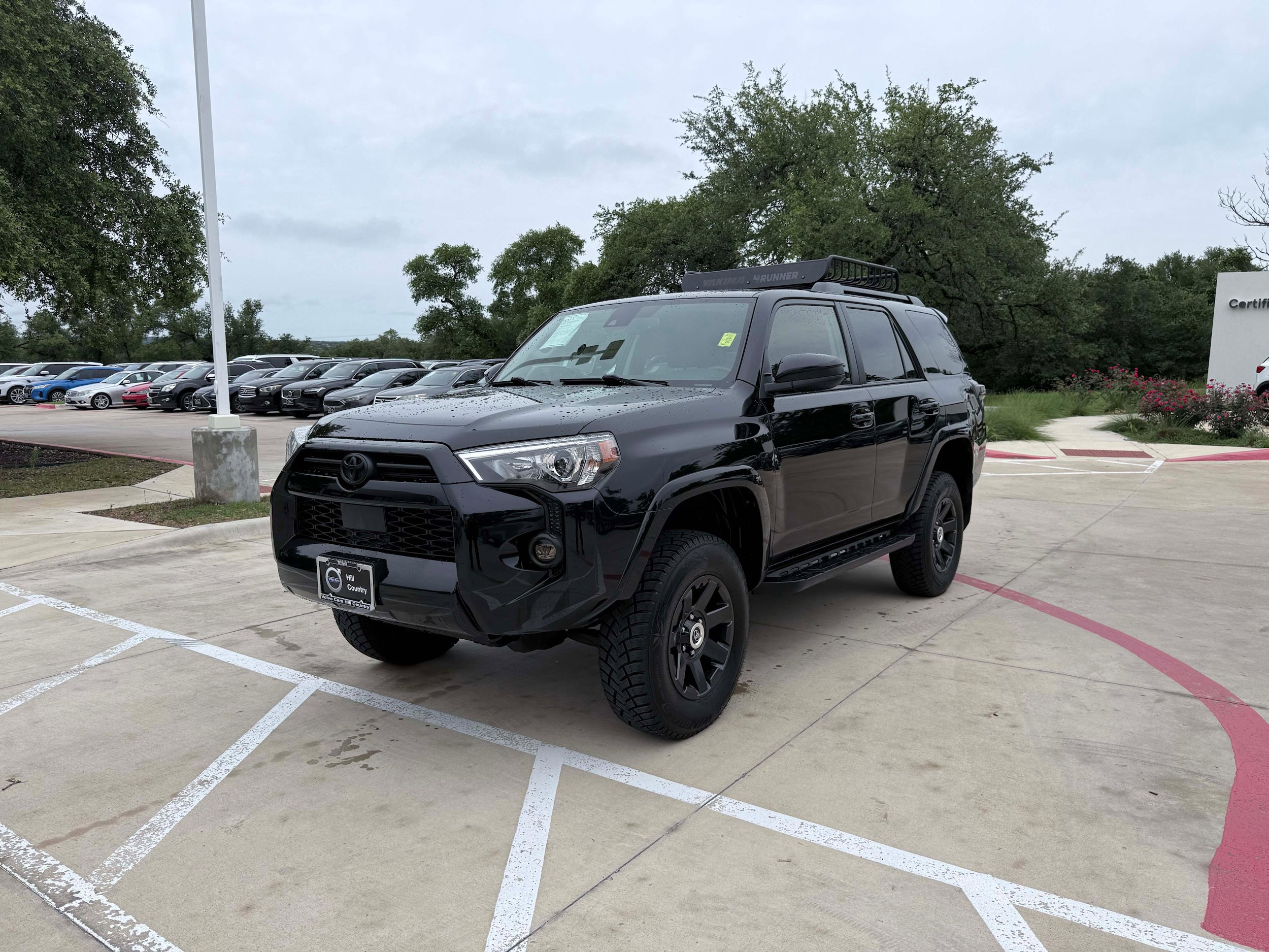 Used 2022 Toyota 4Runner Trail Special Edition AWD/4WD image 2