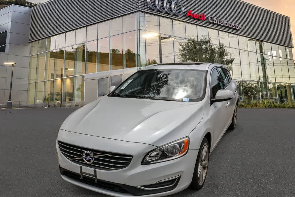 Used 2017 Volvo V60 T5 Premier w/ Convenience Package