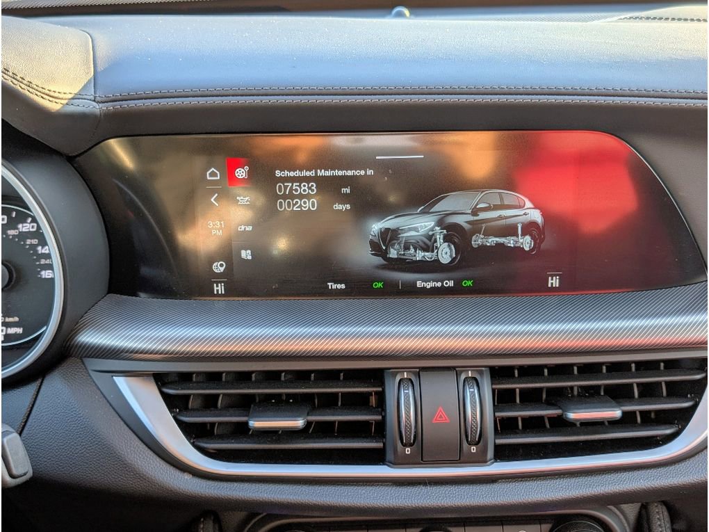 Used 2022 Alfa Romeo Stelvio Veloce image 26