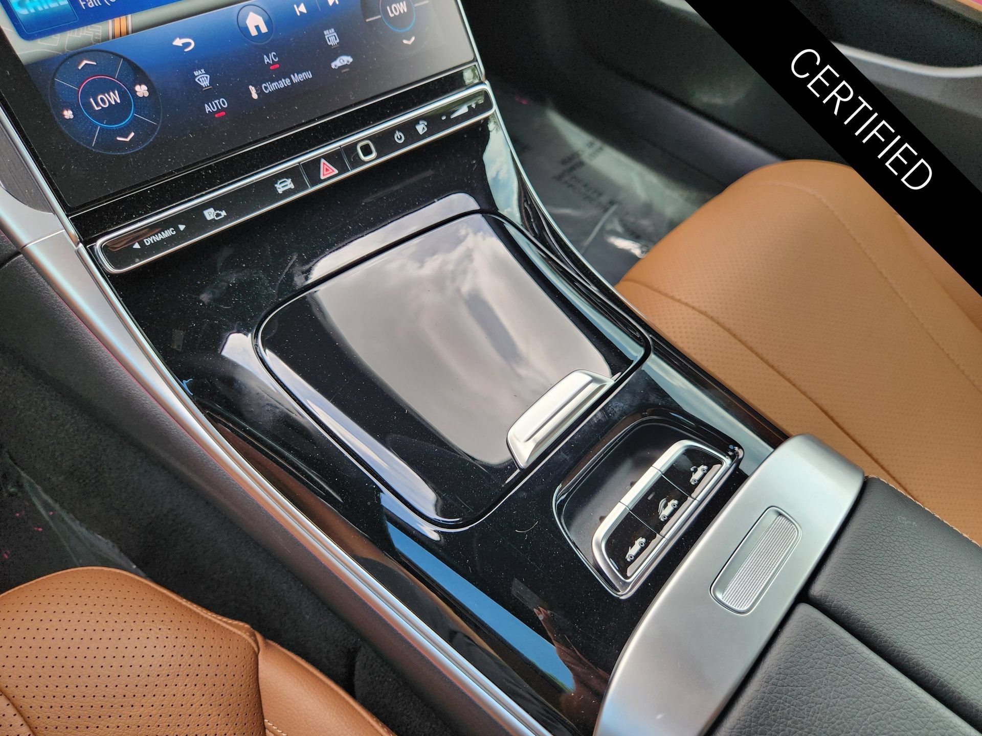 Certified 2026 Mercedes-Benz CLE 300 4MATIC Cabriolet image 20