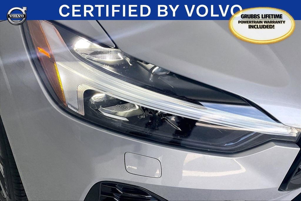Used 2025 Volvo XC60 B5 Core image 38