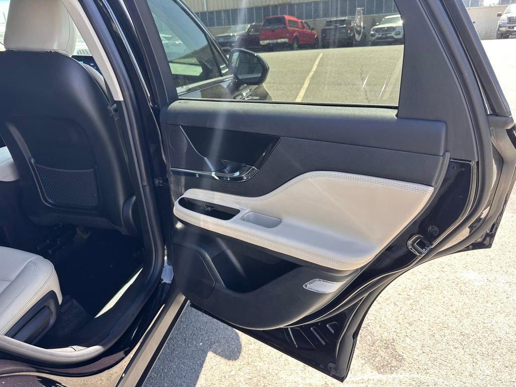 Used 2025 Lincoln Corsair FWD image 22