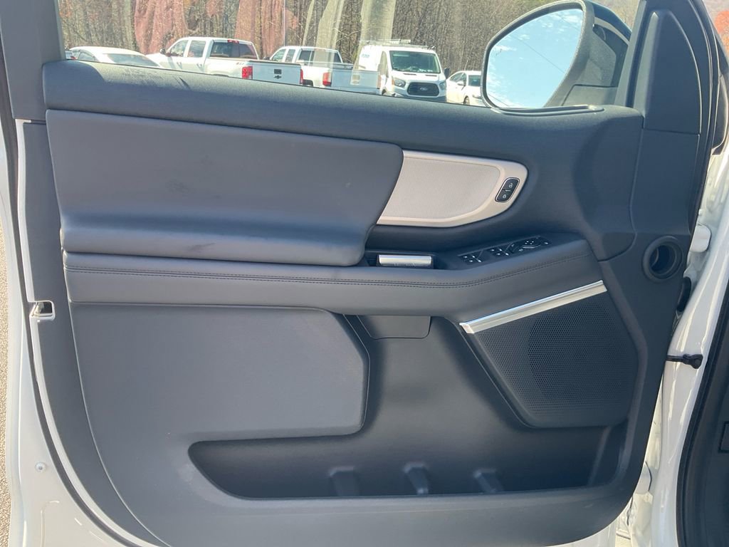 New 2026 Ford Expedition Max Active image 17