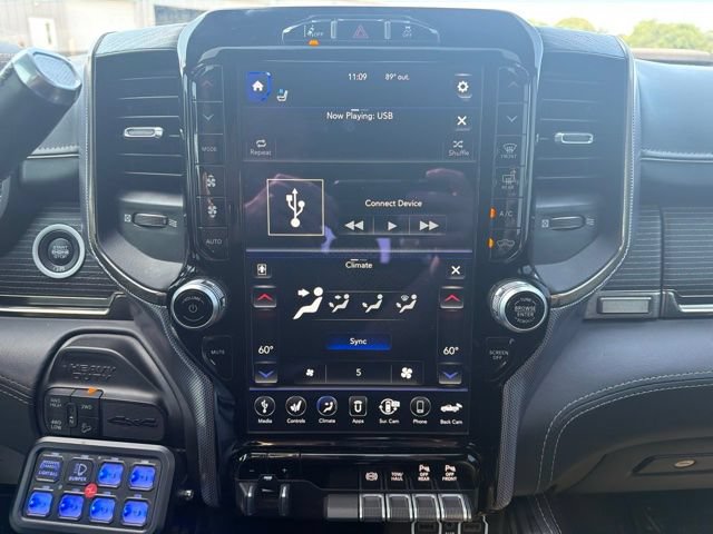 Used 2020 RAM 2500 Limited AWD/4WD image 24