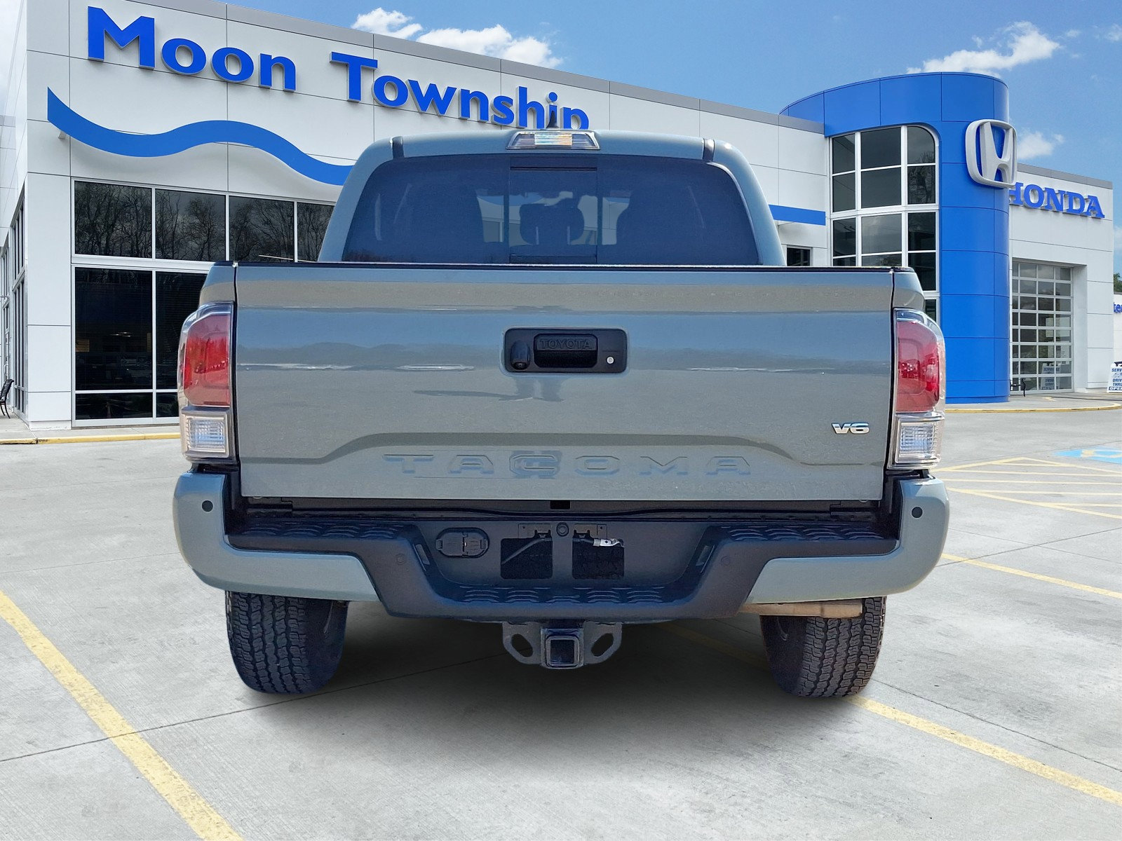 Used 2023 Toyota Tacoma TRD Off-Road w/ TRD Premium Off Road Package image 5