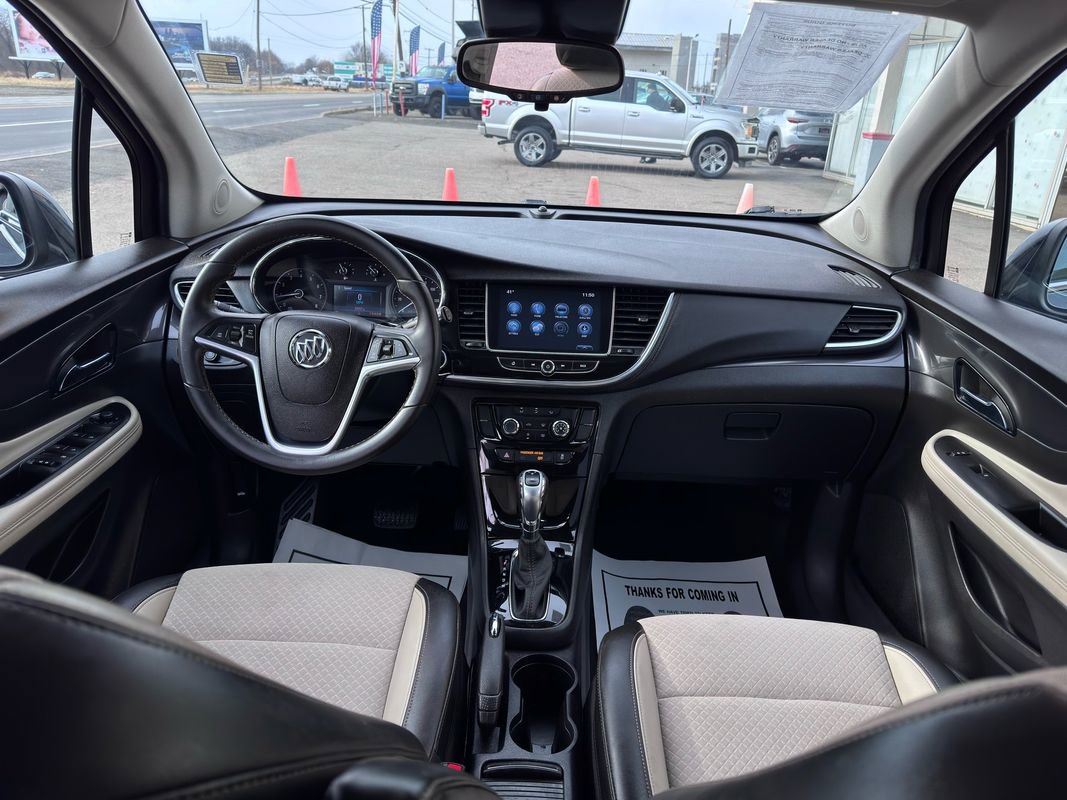 Used 2021 Buick Encore Preferred image 33