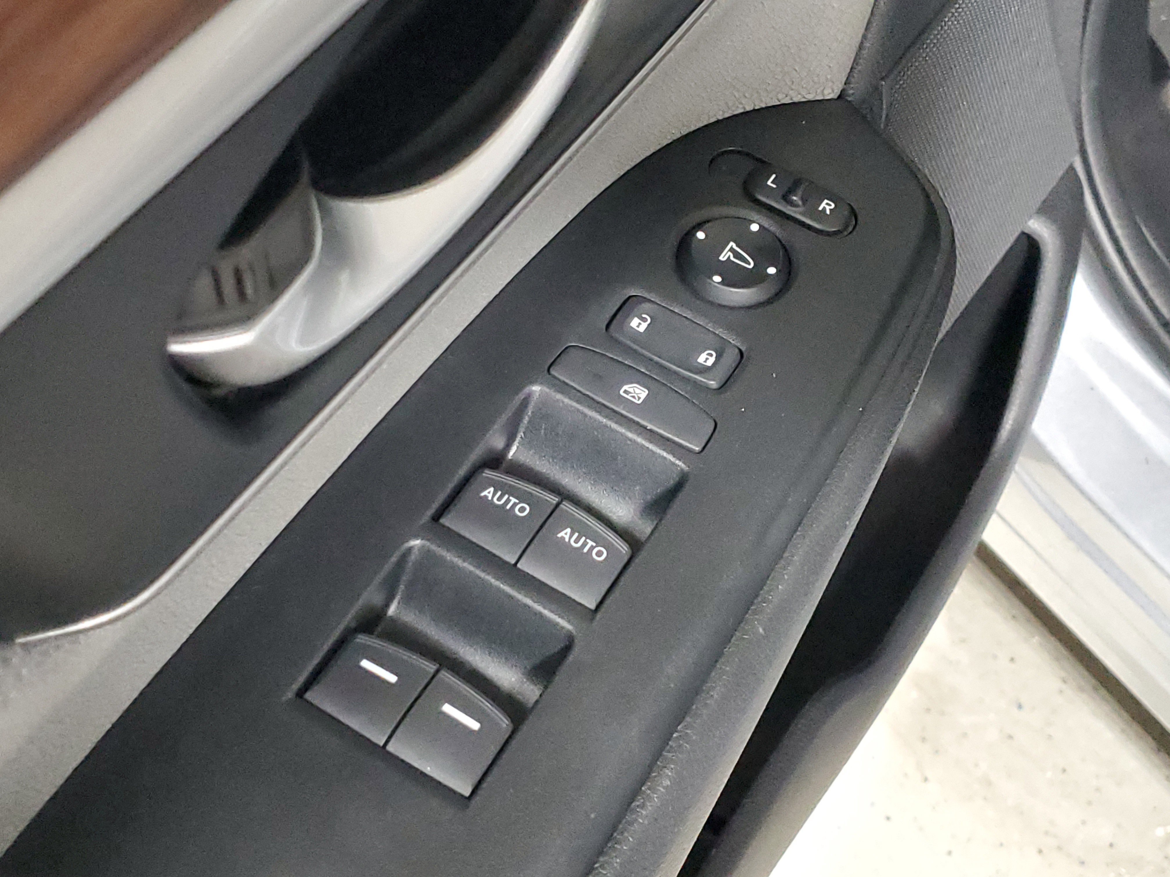 Used 2022 Honda CR-V EX image 22
