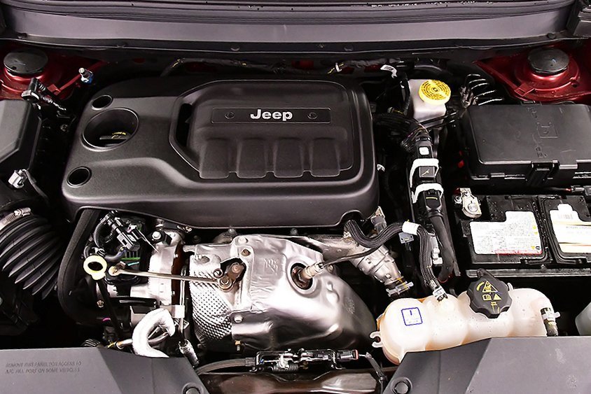 Used 2019 Jeep Cherokee Limited image 31