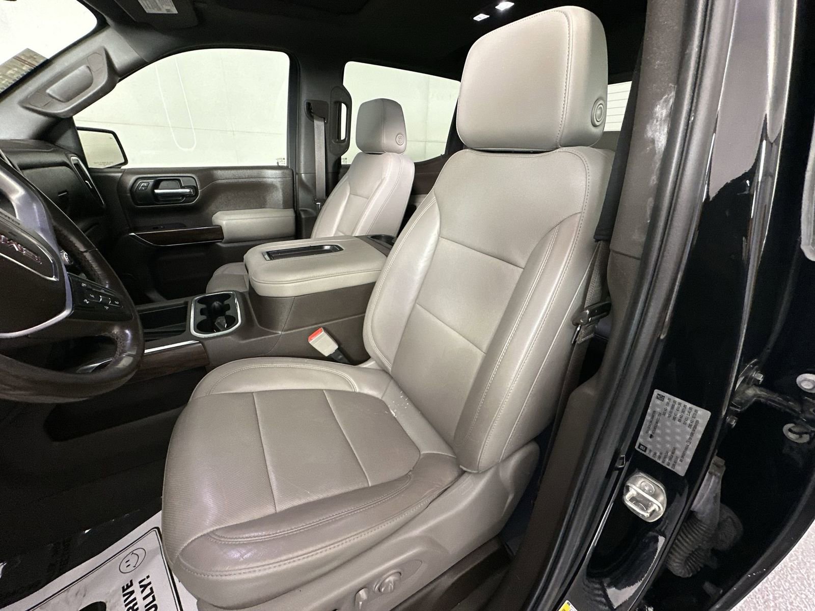 Used 2019 GMC Sierra 1500 SLT w/ SLT Premium Plus Package image 11