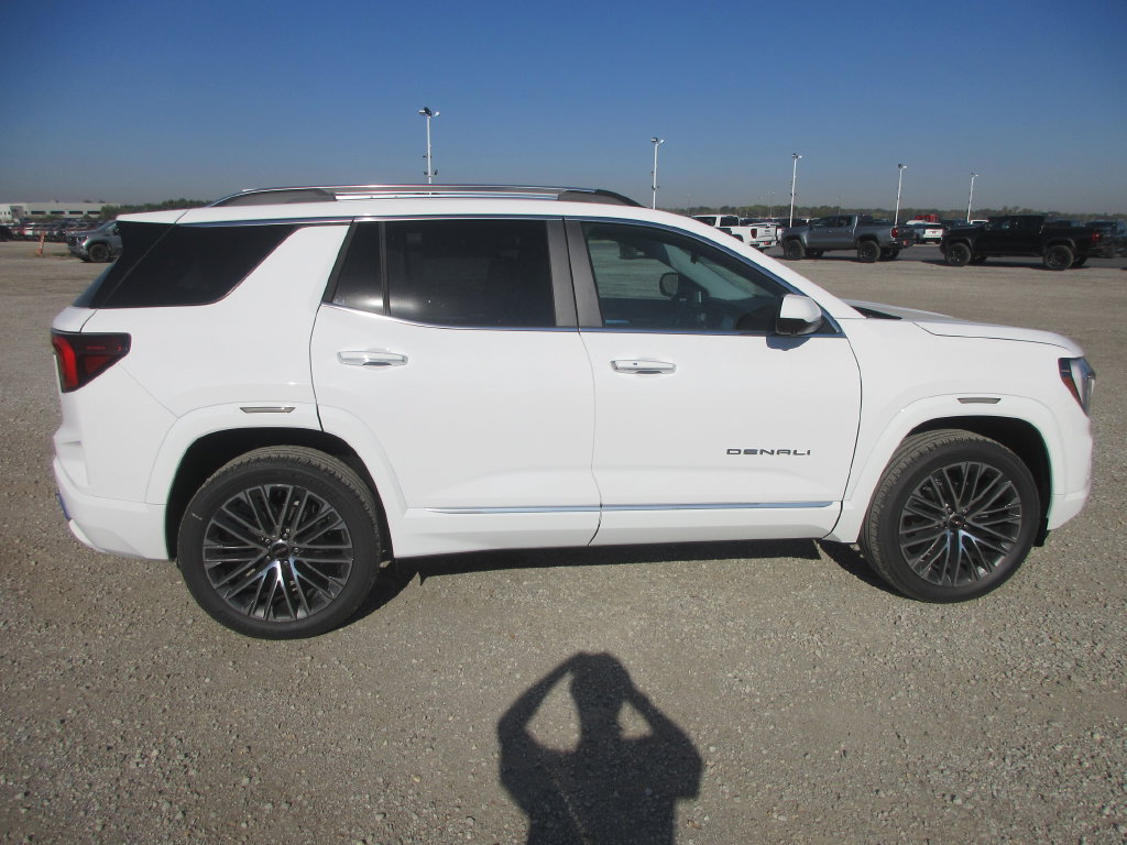 New 2027 GMC Terrain Denali AWD/4WD image 3