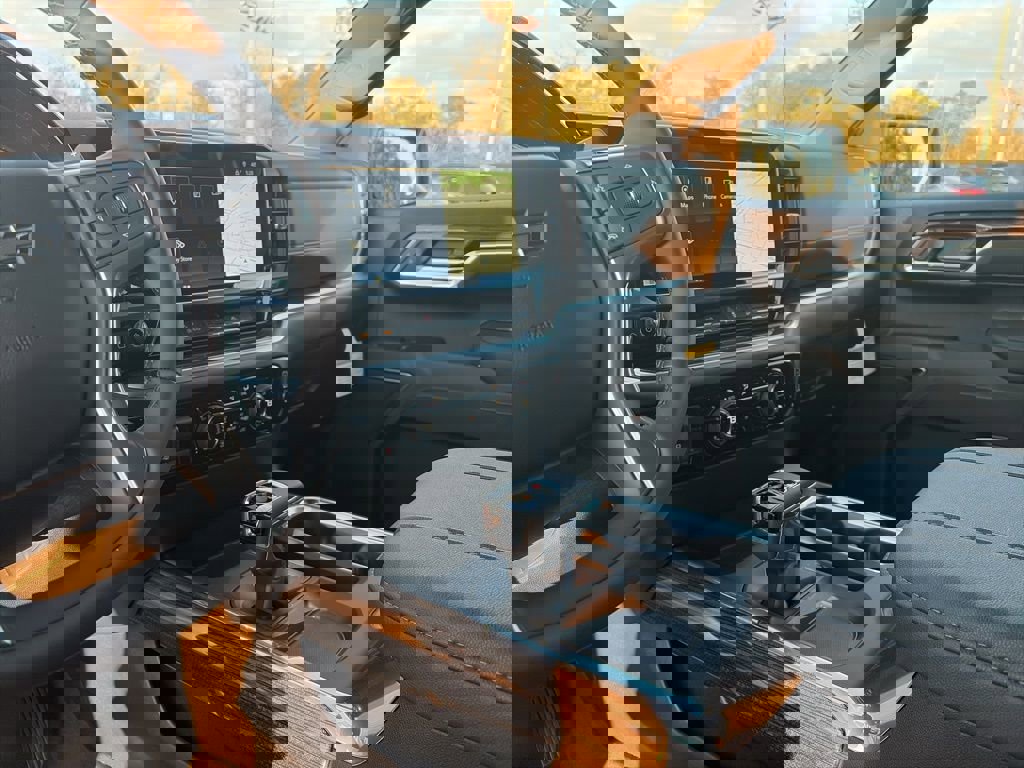 New 2026 Chevrolet Silverado 1500 RST w/ Dark Appearance Package image 11