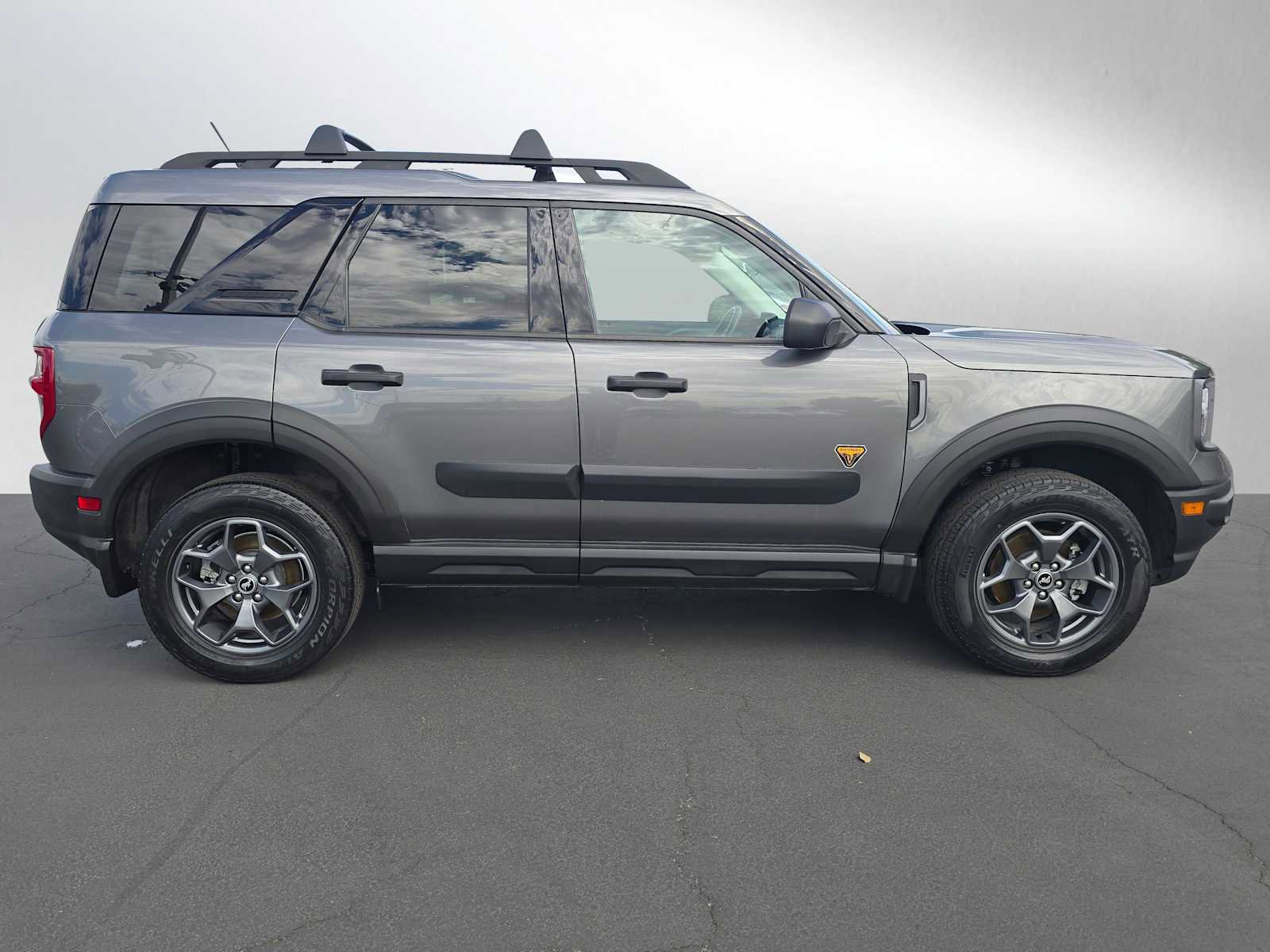 Used 2022 Ford Bronco Sport Badlands image 2