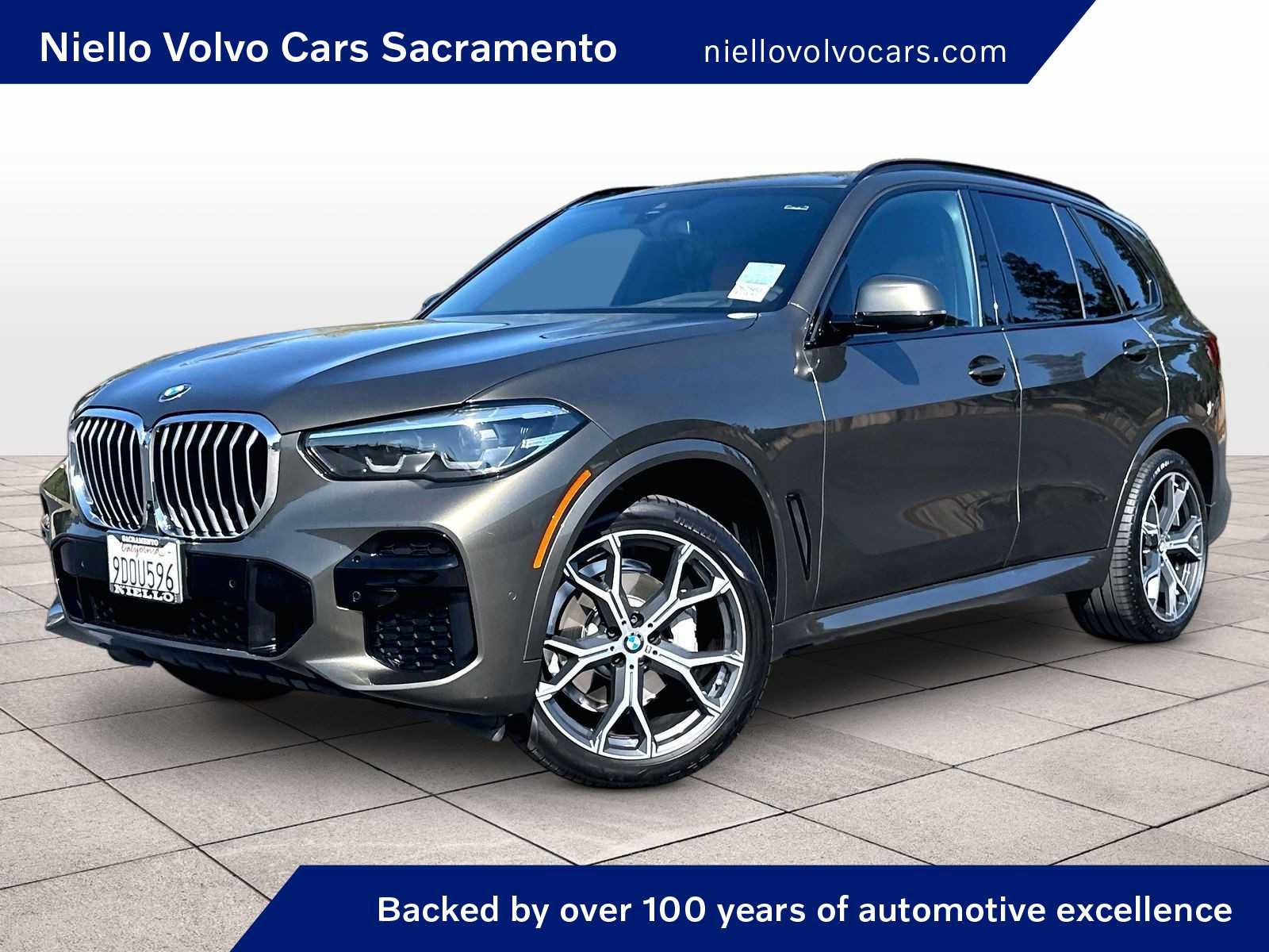 Used 2023 BMW X5 xDrive40i w/ M Sport Package AWD/4WD image 1