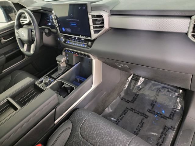 Used 2024 Toyota Tundra Limited AWD/4WD image 19