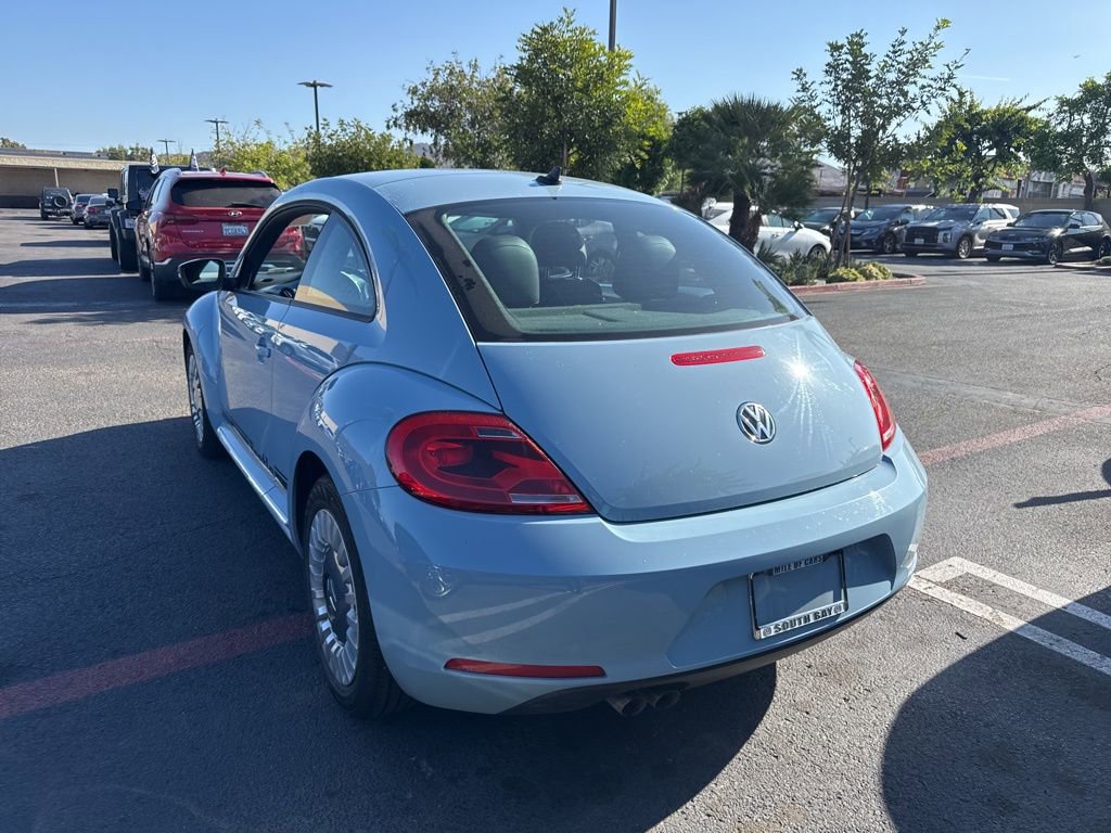 Used 2014 Volkswagen Beetle 2.5 FWD image 2