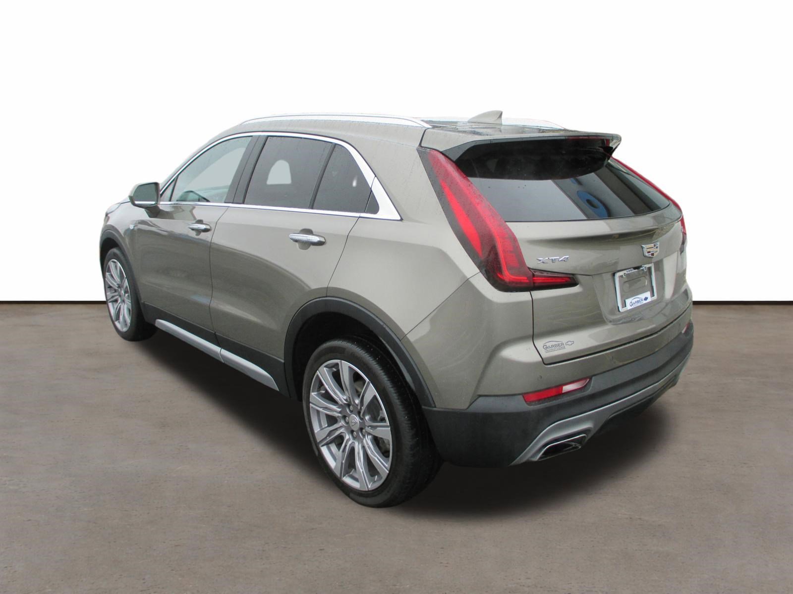 Used 2020 Cadillac XT4 Premium Luxury w/ Cold Weather Package image 3