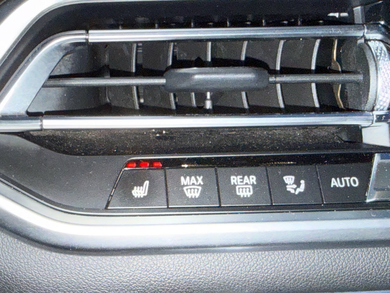 Used 2019 BMW X7 xDrive50i w/ Cold Weather Package AWD/4WD image 61