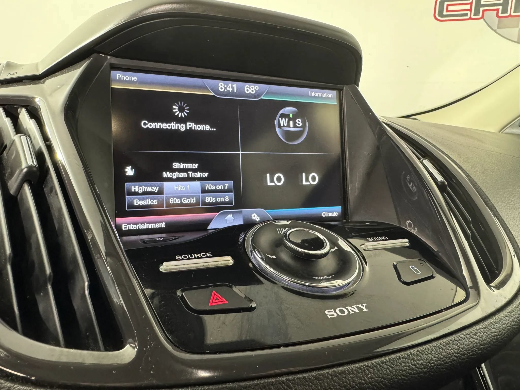 Used 2014 Ford Escape Titanium FWD image 19