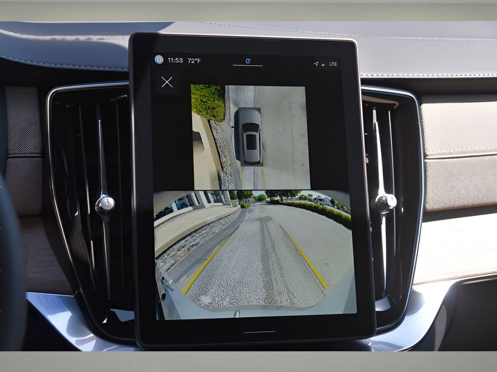 Certified 2025 Volvo XC90 T8 Plus w/ Protection Package Premier image 19